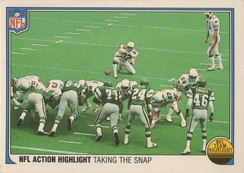 1983 Fleer Team Action #87 Taking the Snap Front