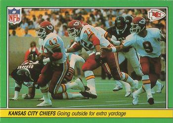 1984 Fleer Team Action #23 Going Outside for Extra Yardage Front
