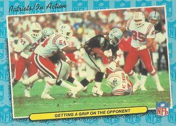 1986 Fleer Team Action #51 Getting a Grip on the Opponent Front
