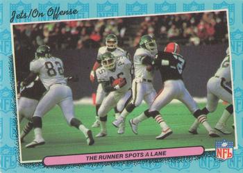 1986 Fleer Team Action #58 The Runner Spots a Lane Front