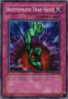 2009 Yu-Gi-Oh! Retro Pack 2 English #RP02-EN064 Bottomless Trap Hole Front