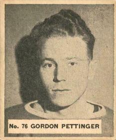 1937-38 World Wide Gum (V356) #76 Gordon Pettinger Front
