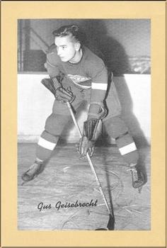 1934-43 Bee Hive Hockey Photos (Group 1) #NNO Gus Giesebrecht Front