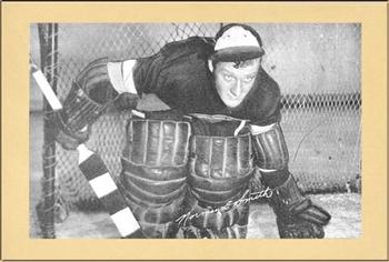 1934-43 Bee Hive Hockey Photos (Group 1) #NNO Normie Smith Front