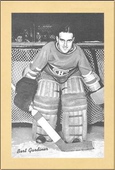 1934-43 Bee Hive Hockey Photos (Group 1) #NNO Bert Gardiner Front
