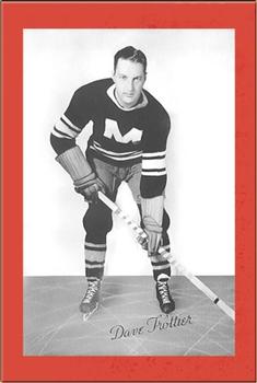 1934-43 Bee Hive Hockey Photos (Group 1) #NNO Dave Trottier Front