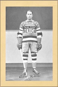 1934-43 Bee Hive Hockey Photos (Group 1) #NNO Lloyd Klein Front