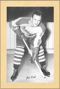 1934-43 Bee Hive Hockey Photos (Group 1) #NNO Joe Krol Front