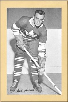 1934-43 Bee Hive Hockey Photos (Group 1) #NNO Red Heron Front
