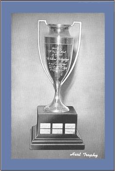 1934-43 Bee Hive Hockey Photos (Group 1) #NNO Hart Trophy Front