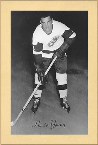 1944-64 Bee Hive Hockey Photos (Group 2) #NNO Howie Young Front
