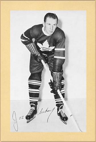 1944-64 Bee Hive Hockey Photos (Group 2) #NNO Joe Klukay Front