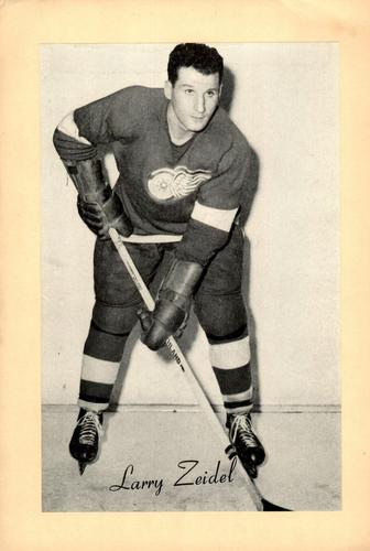 1944-64 Bee Hive Hockey Photos (Group 2) #NNO Larry Zeidel Front