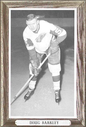 1964-67 Bee Hive Hockey Photos (Group 3) #NNO Doug Barkley Front