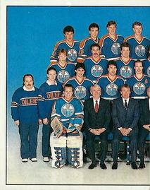 1987-88 Panini Hockey Stickers #395 Edmonton Oilers Team Photo Front