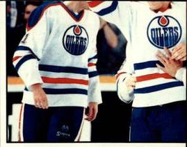 1988-89 Panini Stickers #185 Edmonton Oilers Celebrate Front