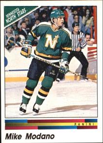 1990-91 Panini Hockey Stickers #340 Mike Modano Front