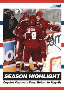 2010-11 Score - Glossy #21 Coyotes Captivate Fans, Return to Playoffs Front