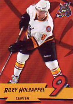2010-11 Vienna Beef Chicago Wolves (AHL) #7 Riley Holzapfel Front