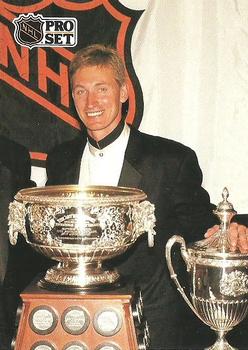 1991-92 Pro Set French #324 Wayne Gretzky Front
