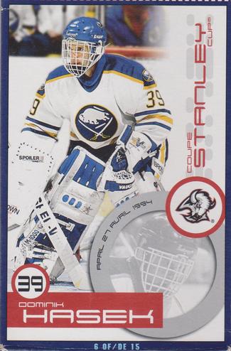 1999-00 Kraft / Post Collection - Kraft Dinner Great Stanley Cup Playoff Moments of the 1990's (Black Back) #6 Dominik Hasek Front