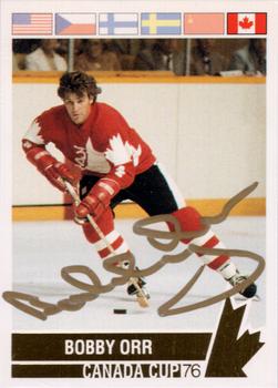 1992 Future Trends '76 Canada Cup - Autographs #126 Bobby Orr Front