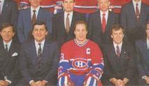 1987-88 Vachon Montreal Canadiens Stickers #5 Team Group Picture Front