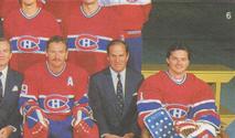 1987-88 Vachon Montreal Canadiens Stickers #6 Team Group Picture Front