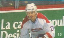 1987-88 Vachon Montreal Canadiens Stickers #15 Guy Carbonneau Front
