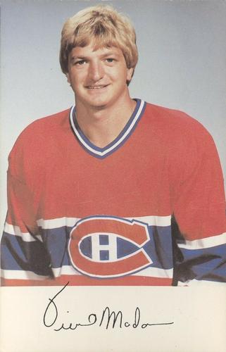 1982-83 Montreal Canadiens Postcards #NNO Pierre Mondou Front