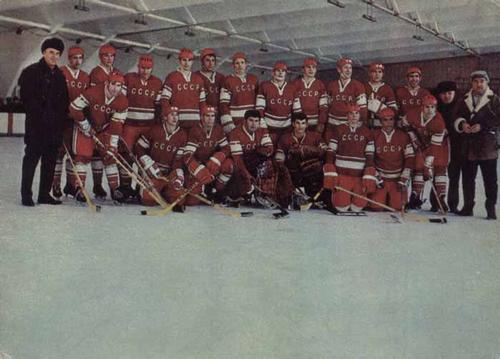 1971-72 Soviet National Team Postcards #NNO Team Photo Front