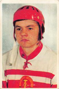 1974 Hellas/Jenkki MM-Jaakiekko (Finnish) #107 Rainer Patschinski Front