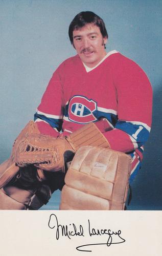 1976-77 Montreal Canadiens Postcards #NNO Michel Larocque Front