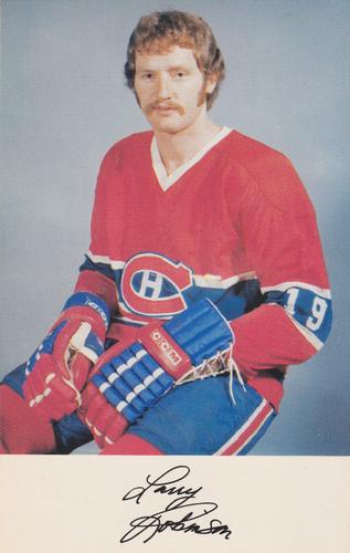 1976-77 Montreal Canadiens Postcards #NNO Larry Robinson Front