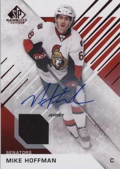 2016-17 SP Game Used - Red Autograph Material #45 Mike Hoffman Front