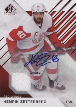 2016-17 SP Game Used - Red Autograph Material #70 Henrik Zetterberg Front
