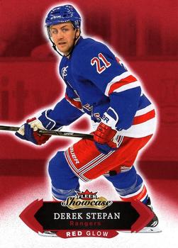 2016-17 Fleer Showcase - Red Glow #40 Derek Stepan Front