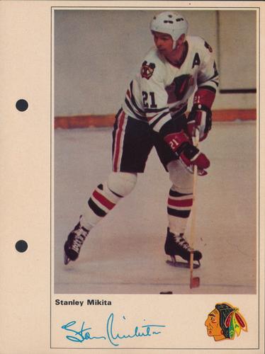 1971-72 Toronto Sun NHL Action Players #NNO Stanley Mikita Front