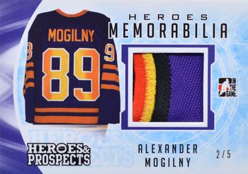 2016-17 Leaf In The Game Heroes and Prospects  - Hero Memorabilia - Purple #HM-02 Alexander Mogilny Front