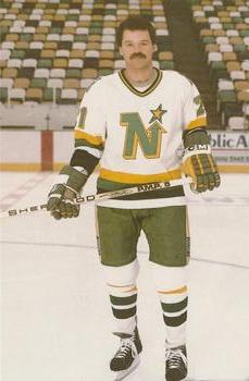 1985-86 Minnesota North Stars Postcards #NNO Dirk Graham Front
