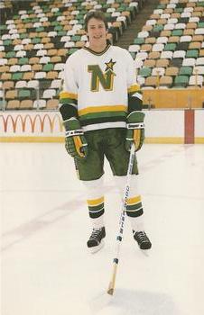 1985-86 Minnesota North Stars Postcards #NNO Tom Hirsch Front