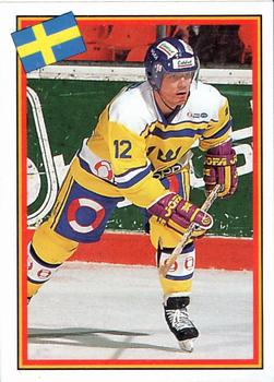 1993 Semic Hockey VM/Jaakiekon MM (Swedish/Finnish) Stickers #9 Hakan Loob Front