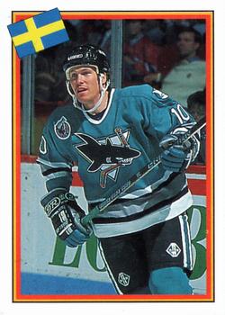 1993 Semic Hockey VM/Jaakiekon MM (Swedish/Finnish) Stickers #38 Johan Garpenlov Front