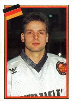 1993 Semic Hockey VM/Jaakiekon MM (Swedish/Finnish) Stickers #165 Georg Franz Front