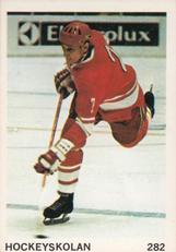 1974-75 Williams Hockey (Swedish) #282 Hockeyskolan - Skott Front