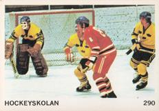 1974-75 Williams Hockey (Swedish) #290 Hockeyskolan - Forsvarsspel Front