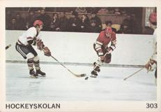1974-75 Williams Hockey (Swedish) #303 Hockeyskolan - Anfallsspel Front