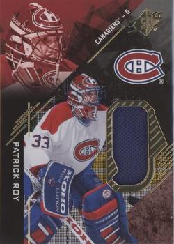 2017-18 SPx - Material Jersey #22 Patrick Roy Front