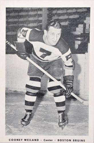 1938-39 Larus & Brothers Boston Bruins Photos #NNO Cooney Weiland Front