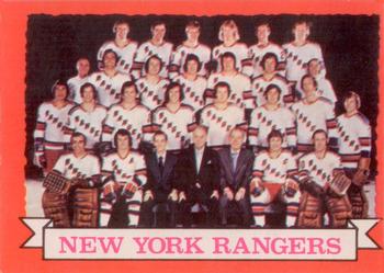 1973-74 O-Pee-Chee - Light Backs #102 Rangers Team Front